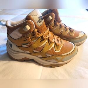 The North Face Hedgehog Women's Hiking Boot; Size 5; Waterproof boots; Leather